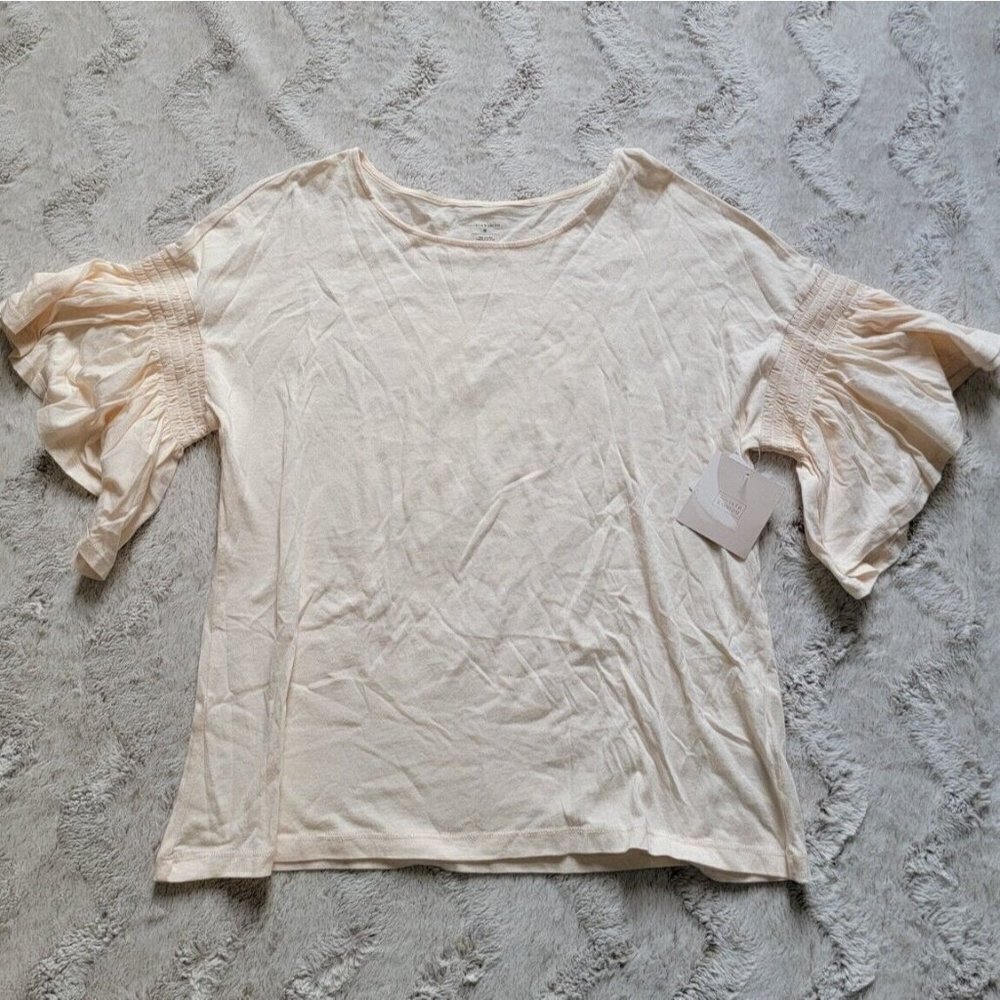 14th Union Light Peach Flutter Banded Sleeve Crew Neck‎ Tshirt NWT Size M